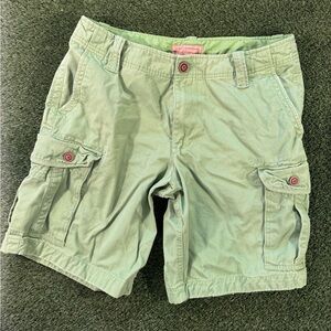 Mens Lightweight Cargo Shorts in Light Green
